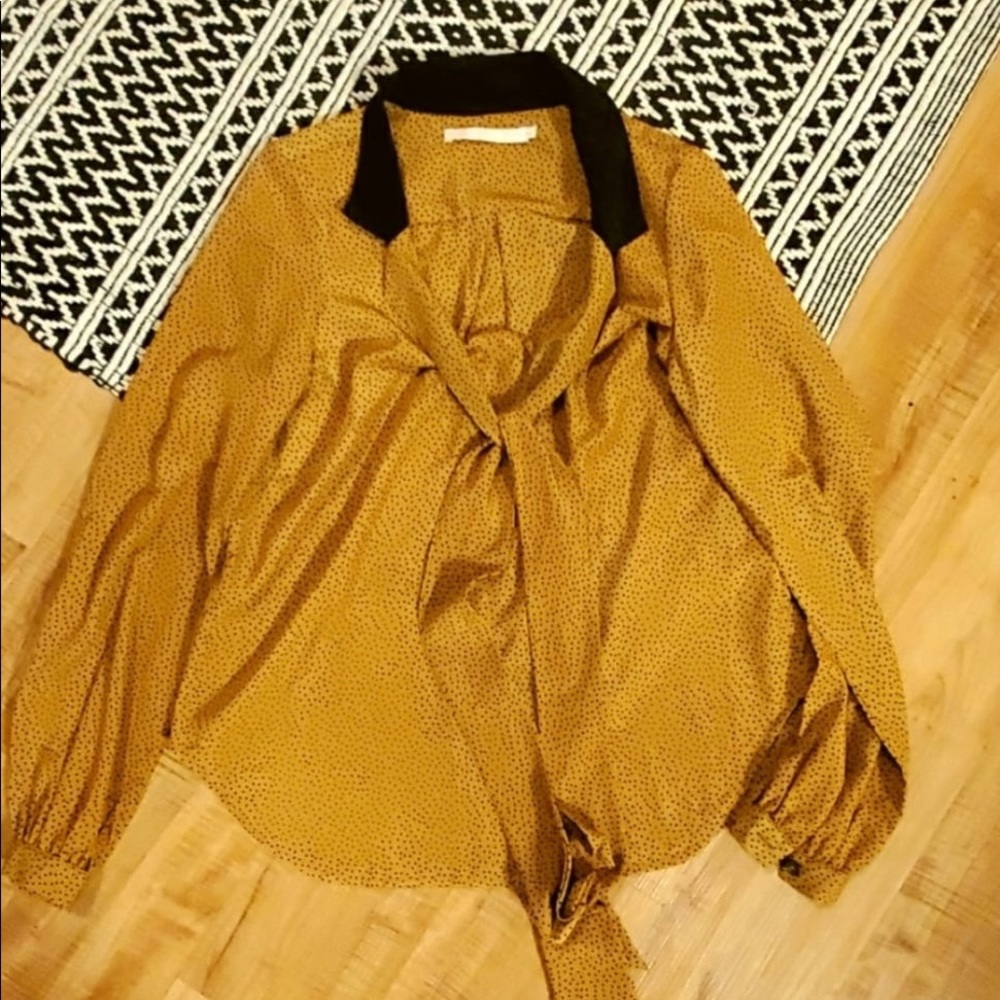 Hutch Blouse Size 10🖤